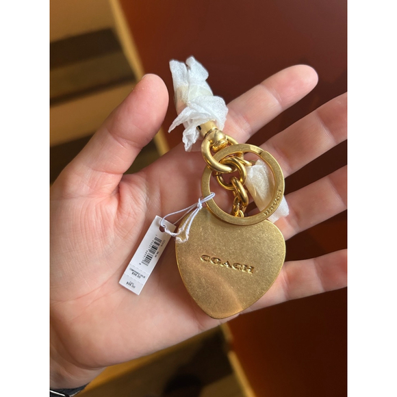 Disney X Coach Villains Keychain, Unisex, Gold, One size - Picture 5 of 7